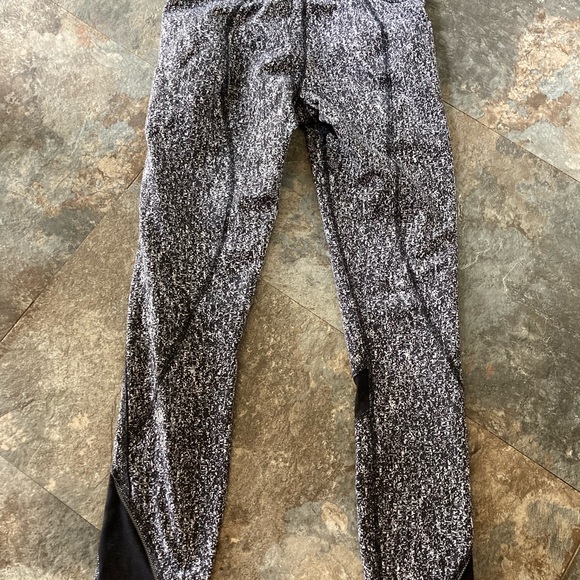 Lululemon Leggings - Picture 3 of 4